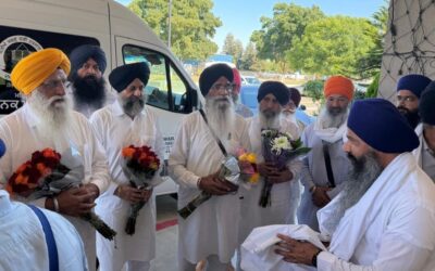 ਸ਼੍ਰੋਮਣੀ ਕਮੇਟੀ ਵਫ਼ਦ ਨੂੰ ਅਮਰੀਕਾ ਸਥਿਤ ਵੱਖ-ਵੱਖ ਗੁਰਦੁਆਰਾ ਸਾਹਿਬਾਨ ਦੇ ਪ੍ਰਬੰਧਕਾਂ ਵੱਲੋਂ ਕੀਤਾ ਗਿਆ ਸਨਮਾਨਿਤ