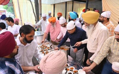 ਲੋਕ ਸੰਪਰਕ ਵੱਲੋਂ ਸ੍ਰੀ ਗੁਰੂ ਅਰਜਨ ਦੇਵ ਜੀ ਦੇ ਸ਼ਹੀਦੀ ਗੁਰਪੁਰਬ ਅਤੇ ਨਿਰਜਲਾ ਇਕਾਦਸ਼ੀ ਨੂੰ ਸਮਰਪਿਤ ਛਬੀਲ
